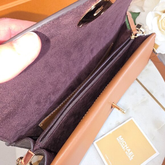 Michael Kors Greenwich. - Picture 5 of 6